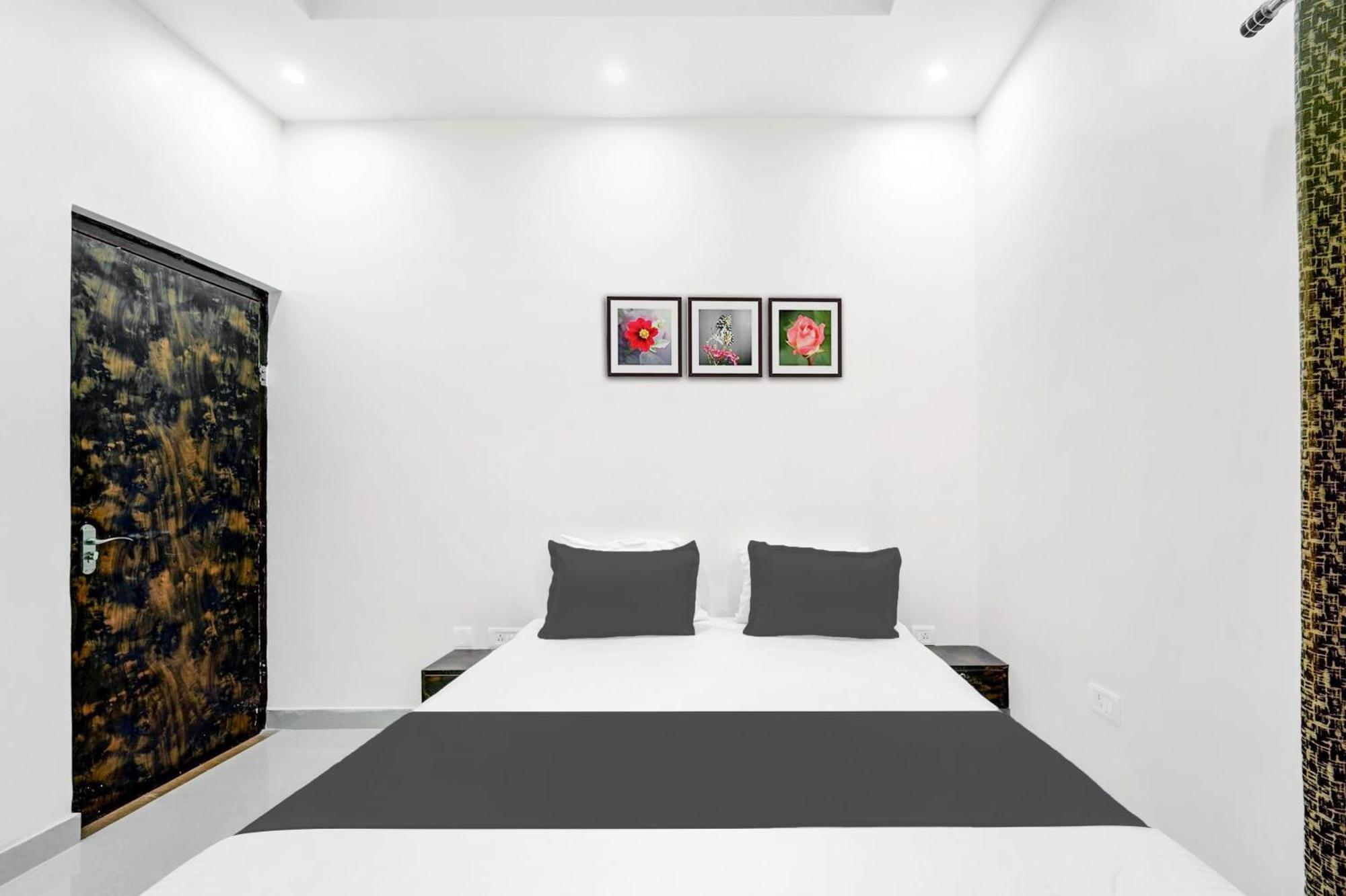 Hotel O The Elegance Resort Danapur Экстерьер фото
